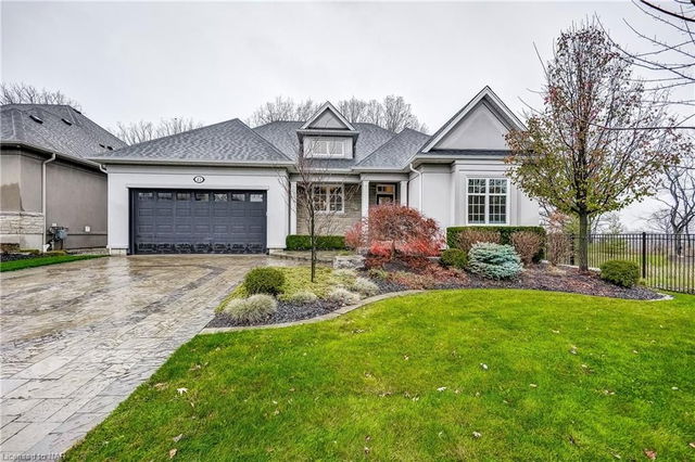 45 Stoneridge Crescent