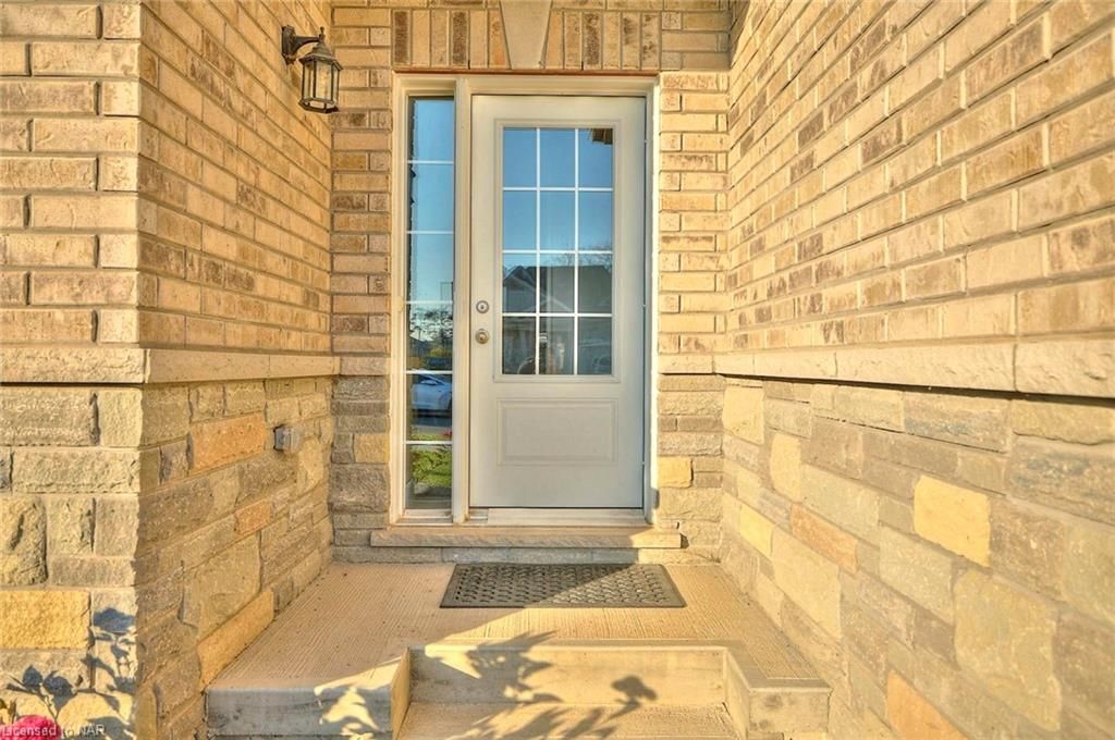 Single Family Residence sold at 861 Burwell Street, Fort Erie, Crescent Park, L2A 0E2 - MLS: 40343632