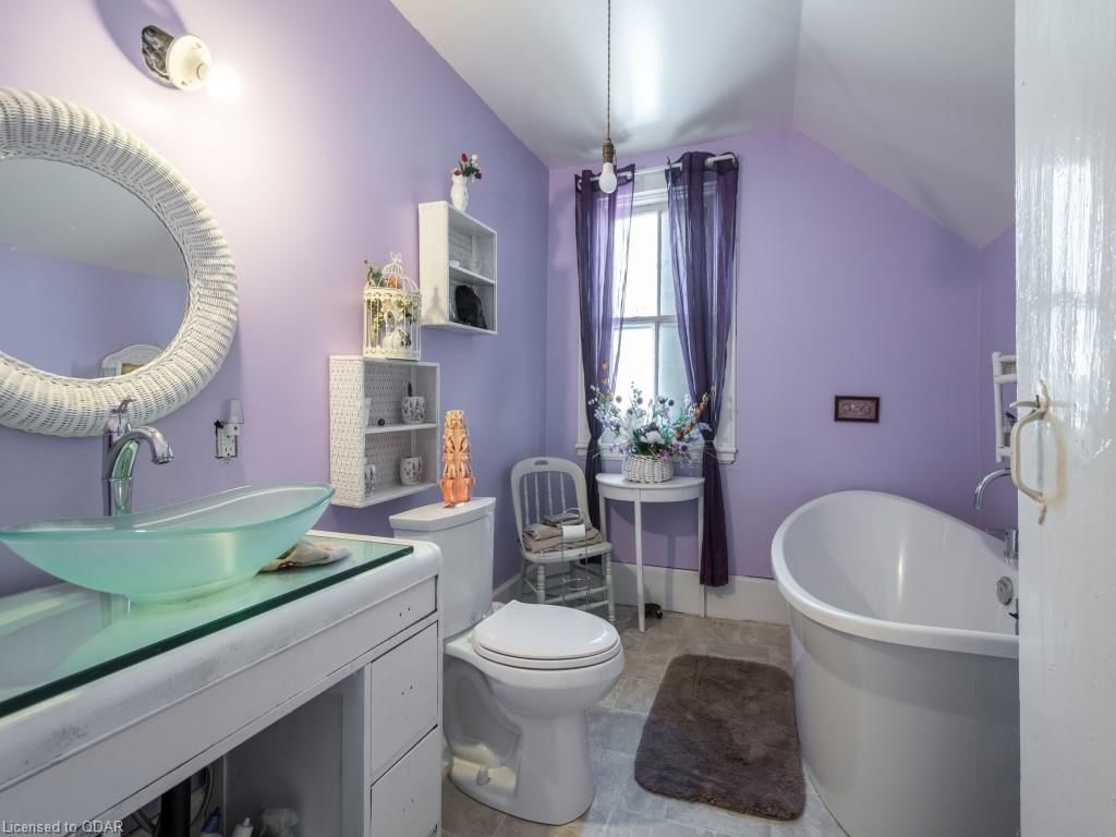 Single Family Residence sold at 191 Concession 5 South Road, Flinton, ON, K0H 1P0 - Addington Highlands - MLS: 40343904