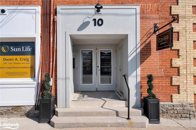 301 - 10 Trowbridge Street E