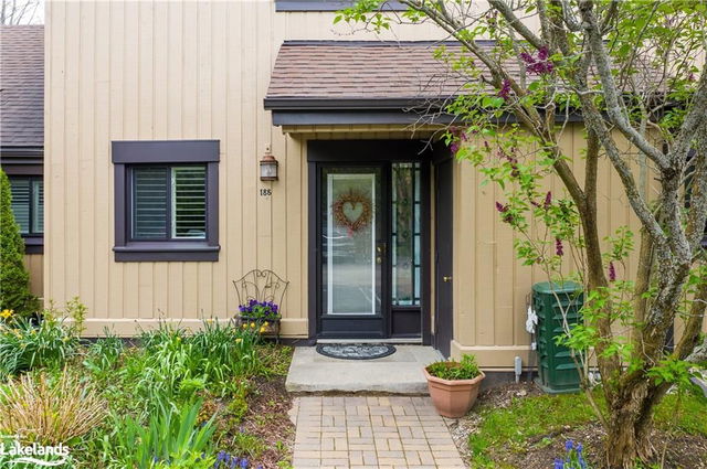188 Escarpment Crescent