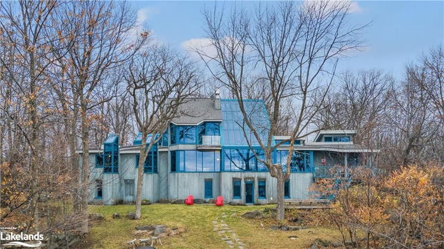 255 Moore Point Road