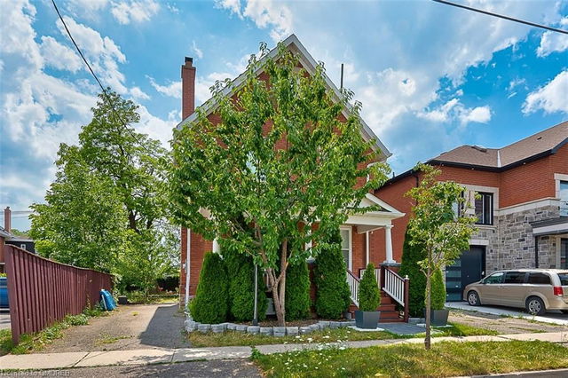 3 West Street