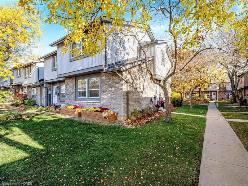 685 Woodward Avenue