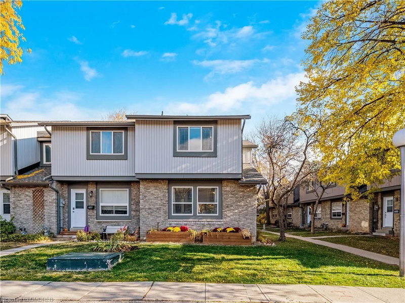 685 Woodward Avenue
