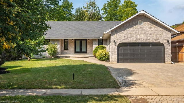Upper - 4 Clement Drive