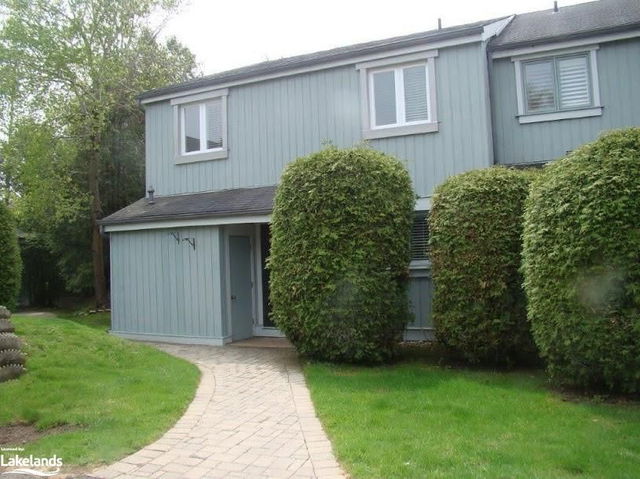 15 - 125 Fairway Crescent