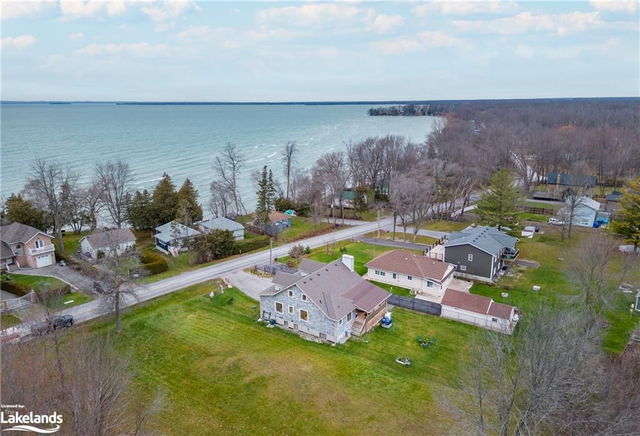 2501 Lakeshore Drive