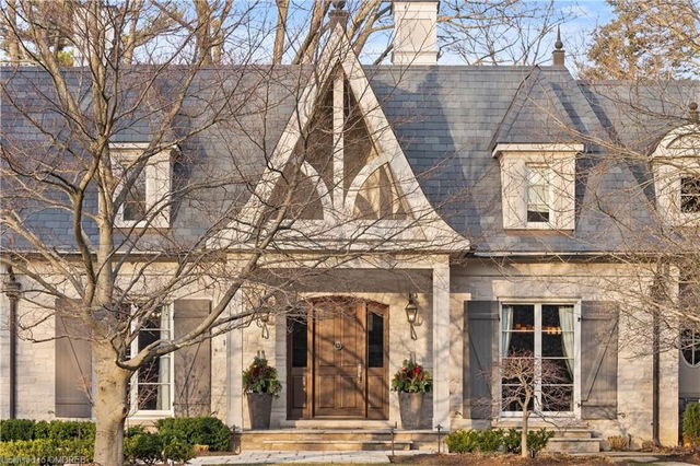 1093 Algonquin Drive