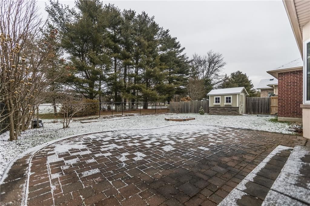Single Family Residence sold at 23 Martha Court, Fenwick, Pelham Fenwick, L0S 1C0 - MLS: 40353168