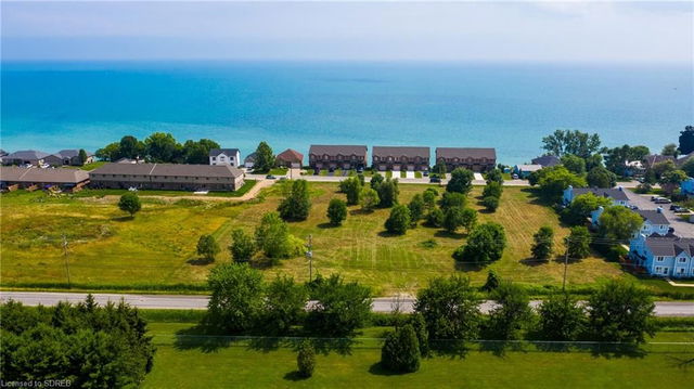 38 New Lakeshore Road