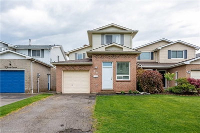 Single Family Residence sold at 29 Baxter Crescent, Thorold, ON, L2V 4S1 - Confederation Heights - MLS: 40356101