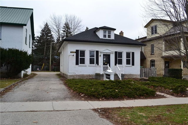 13 Memorial Avenue N