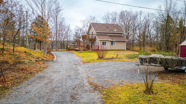 1073 Freeman Lane