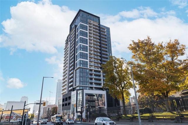 1807 - 15 Queen Street