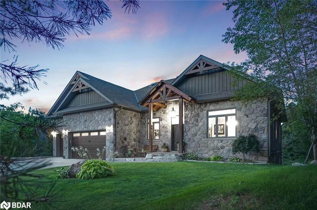 19 Bridle Path