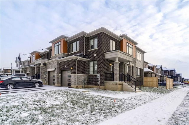 65 Oaktree Drive