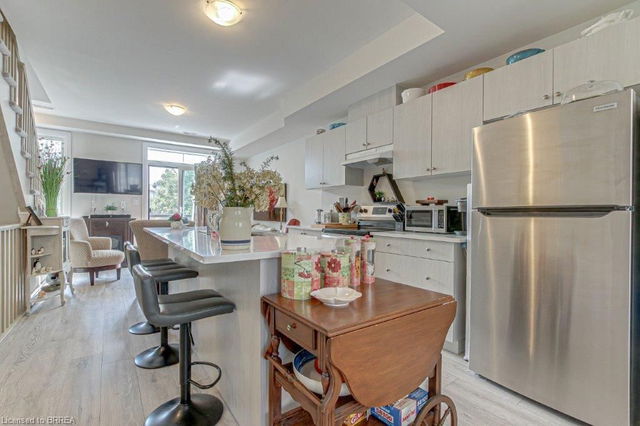 12 - 2 Willow Street