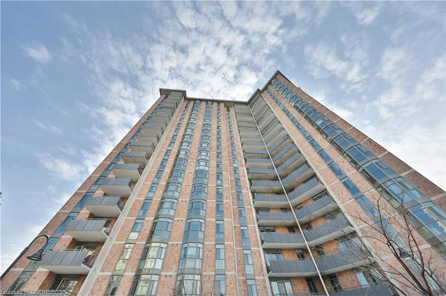 103 - 5250 Lakeshore Road