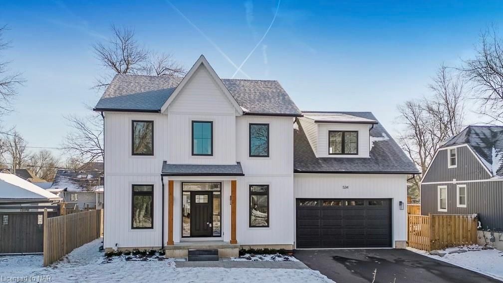 Single Family Residence sold at 534 Scott Avenue, Fort Erie, Crescent Park, L2A 5E9 - MLS: 40362252