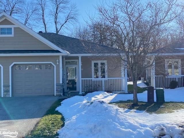 39 Riverwalk Drive