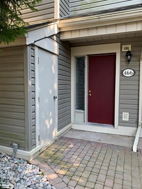 466 Oxbow Crescent