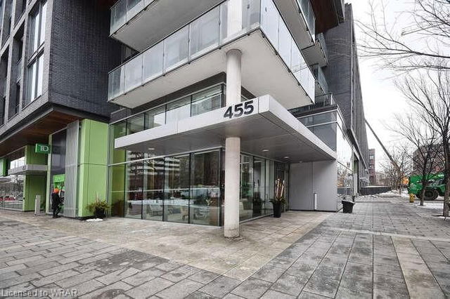 N909 - 455 Front Street