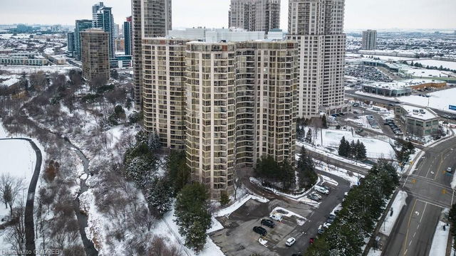 1604 - 55 Kingsbridge Garden Circle
