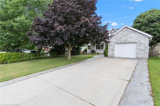 367 Jeremys Crescent