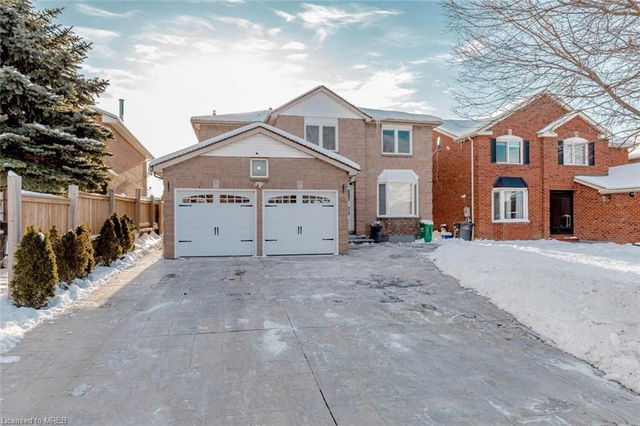 46 Lilly Crescent