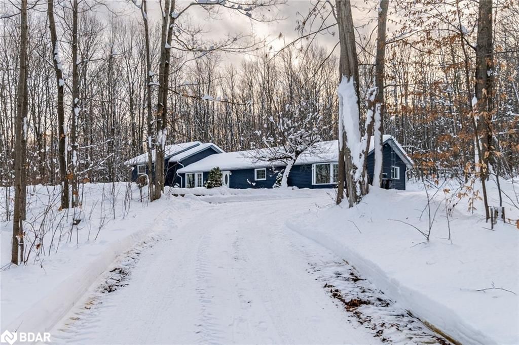 Single Family Residence sold at 1066 Sandhill Road, Tay, ON, L0K 1E0 - Rural Tay - MLS: 40373053