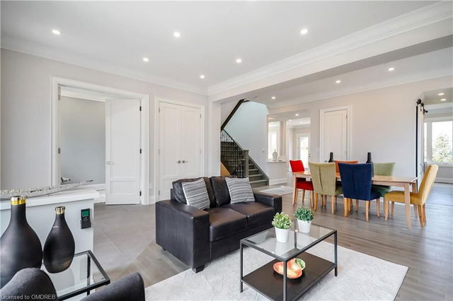 1211 Pinegrove Road