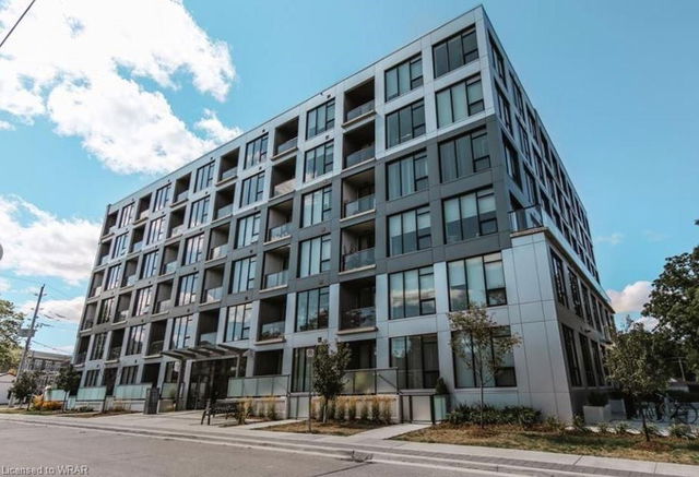402 - 690 King Street