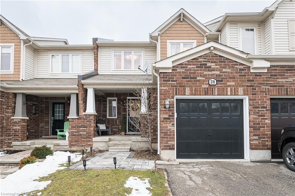 Row/Townhouse sold at 28 Mccandless Court, Milton, HA Harrison, L9T 7B1 - MLS: 40375784