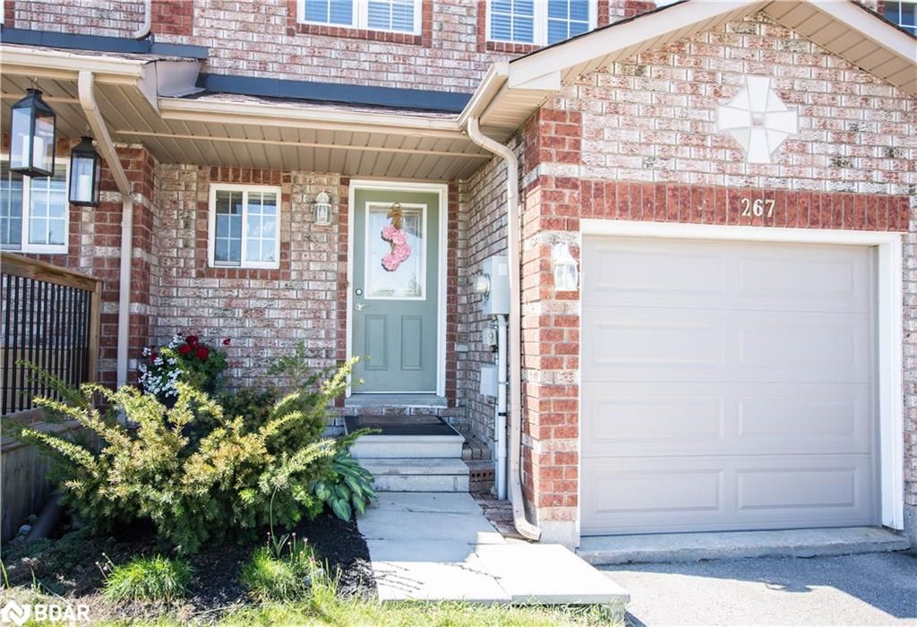 Row/Townhouse sold at 267 Dunsmore Lane, Barrie, ON, L4M 7A7 - East - MLS: 40377266