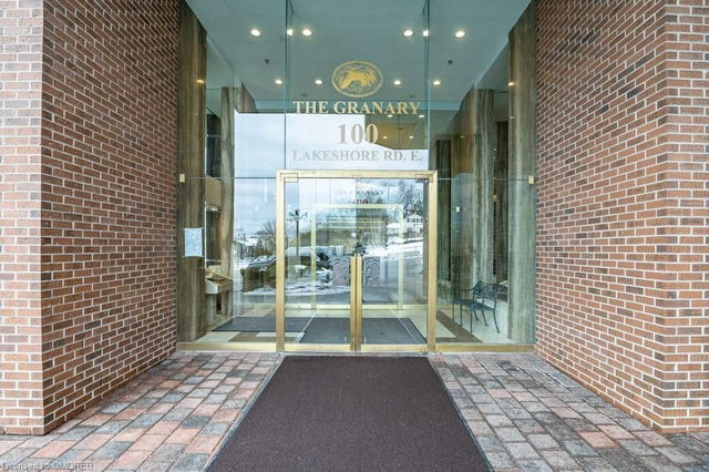 404 - 100 Lakeshore Road