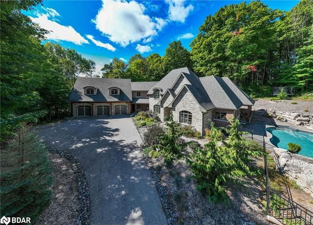 14 Pinehurst Lane