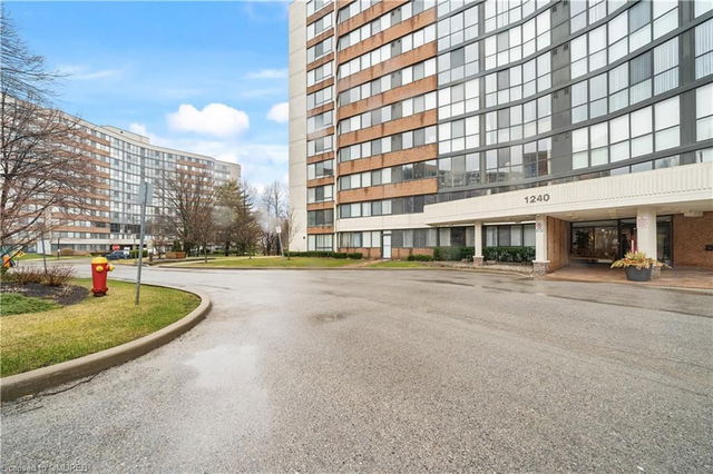 1104 - 1240 Marlborough Court