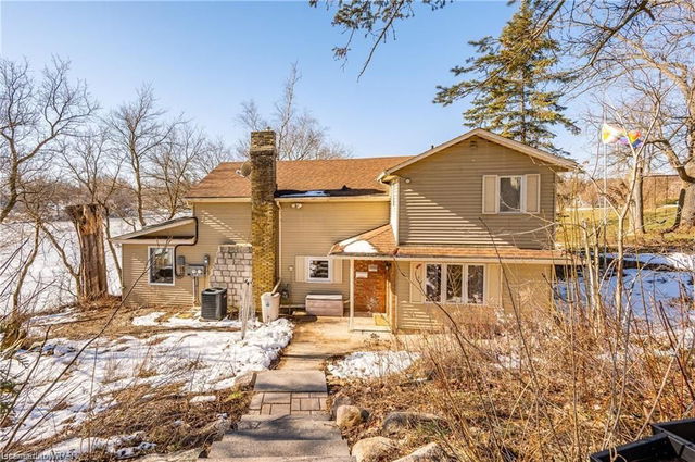 20 Alderside Drive