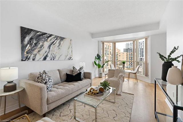 614 - 2511 Lakeshore Road