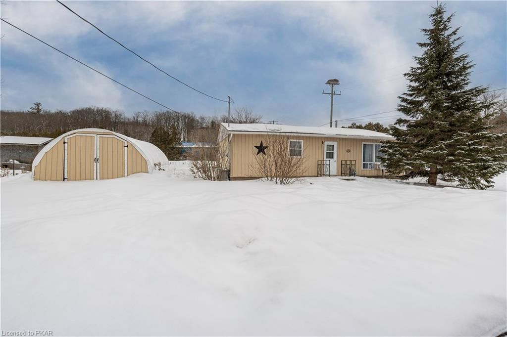 Single Family Residence sold at 136 Cedar Drive, Hastings, ON, K0L 1Y0 - Hastings Village - MLS: 40387403
