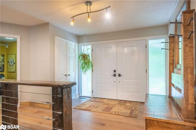 17 Woodland Crescent
