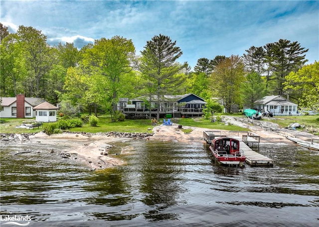 1576 630 (Roberts) Island