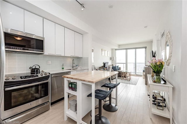 2203 - 10 Park Lawn Road