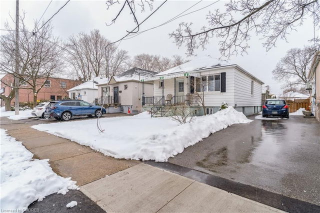 8 Culnan Avenue