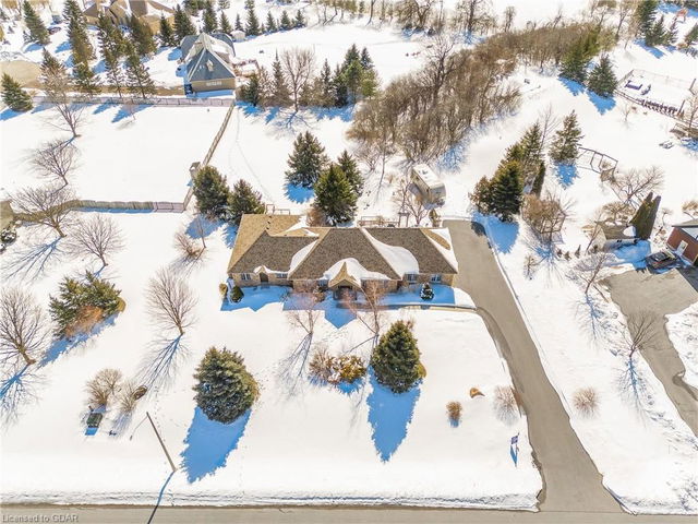 14 Currie Drive