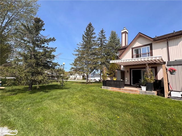 36 - 21 Laguna Parkway