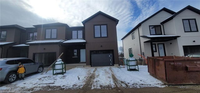 22 Trailside Drive