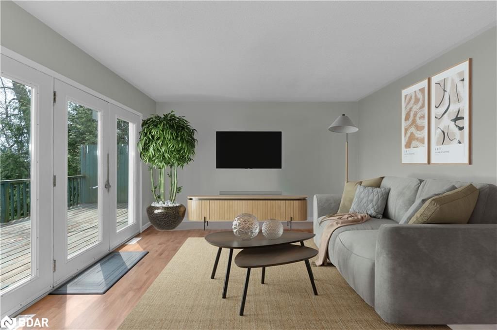 Single Family Residence sold at 1061 Sophers Landing Road, Kilworthy, ON, P0E 1G0 - Gravenhurst - MLS: 40389595