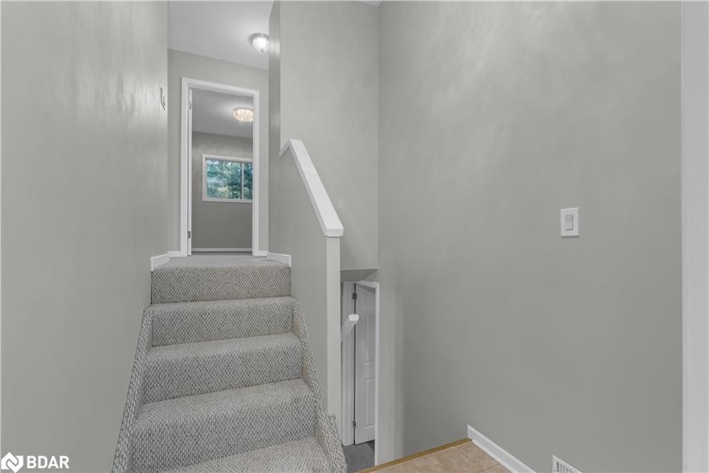 Single Family Residence sold at 1061 Sophers Landing Road, Kilworthy, ON, P0E 1G0 - Gravenhurst - MLS: 40389595